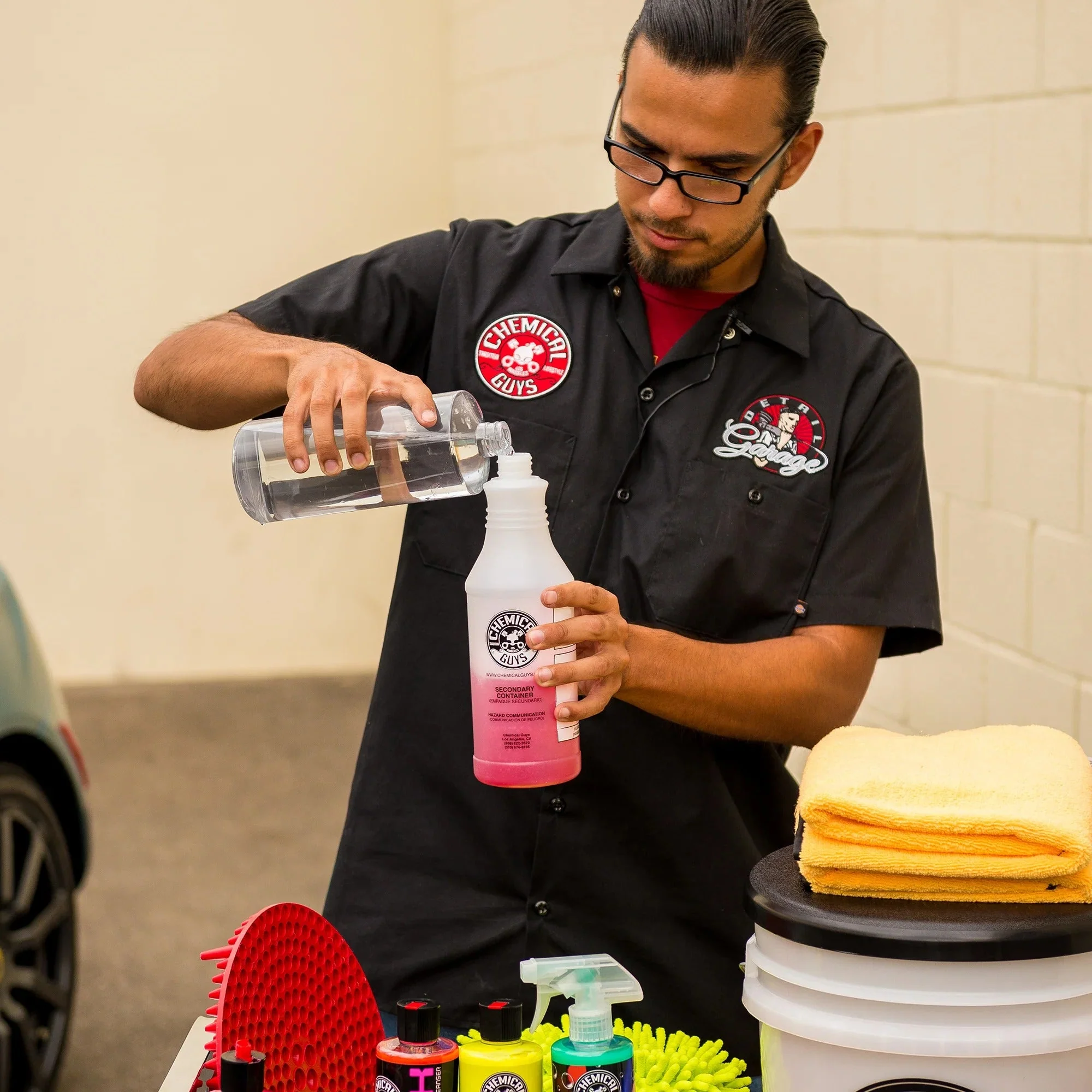 Professional Chemical Resistant Sprayer (32oz) - Image 3