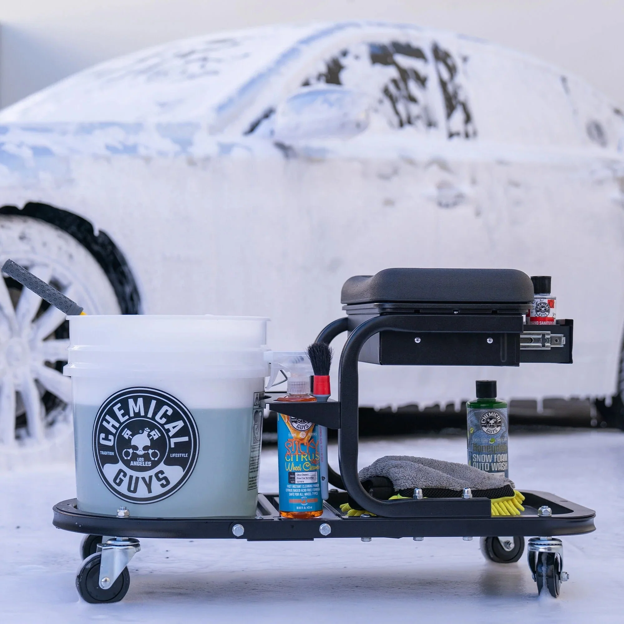 Soft Stool Ultimate Utility Detailing Cart - Image 14