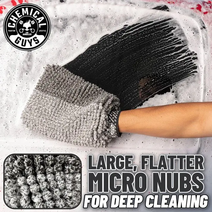The PileDriver Ultimate Multipurpose Detailing Mitt - Image 3