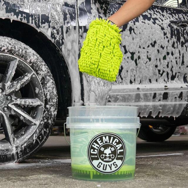Heavy Duty Ultra Clear Detailing Bucket (4.25 Gal) - Image 5