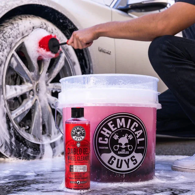 Heavy Duty Ultra Clear Detailing Bucket (4.25 Gal) - Image 8