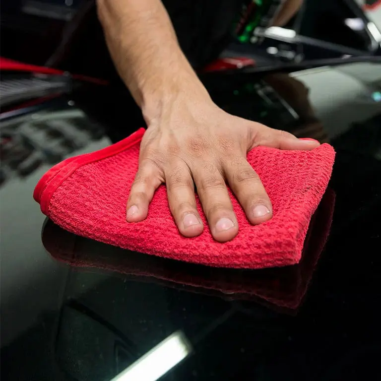 Waffle Weave Glass and Window Microfiber Towel, Red 24" X 16" - Image 4