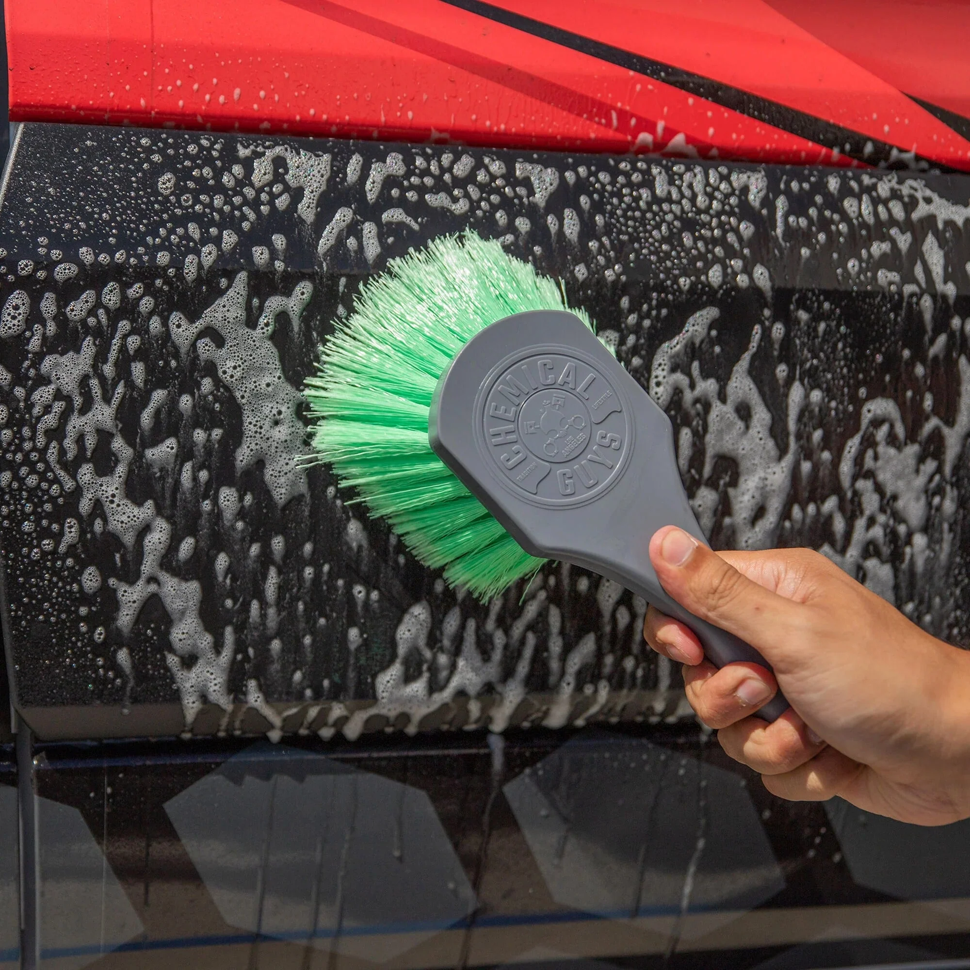 Wheelie All Exterior Surface and Wheel Brush - Image 8